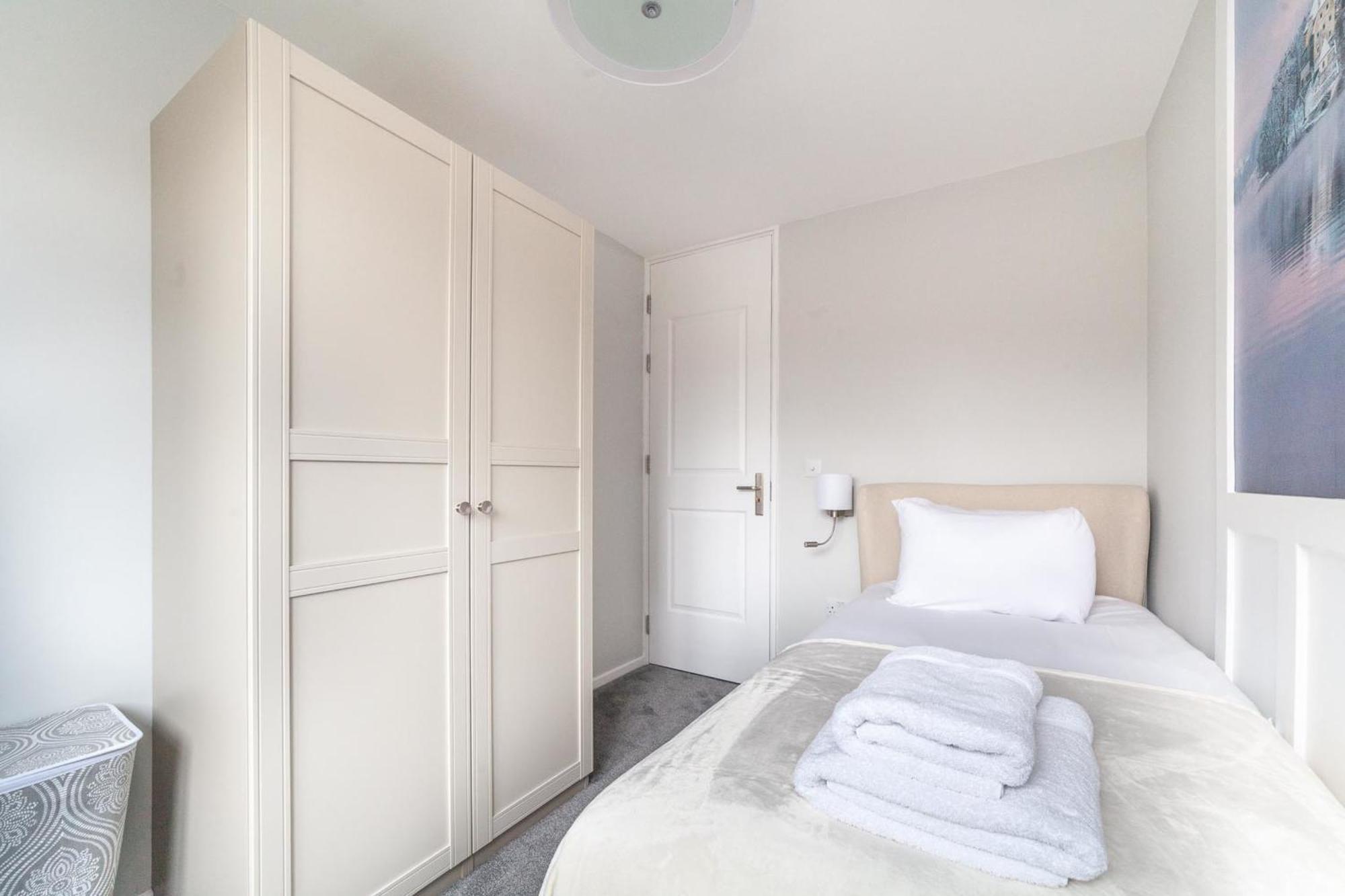 Excellent 3-Bed Flat In Elephant & Castle ลอนดอน ภายนอก รูปภาพ