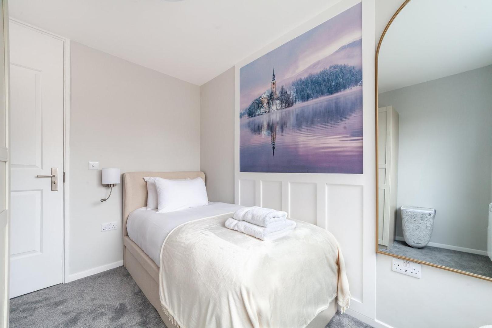 Excellent 3-Bed Flat In Elephant & Castle ลอนดอน ภายนอก รูปภาพ